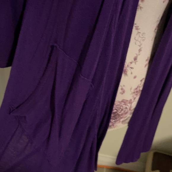 Sweater - Picture 3 of 5